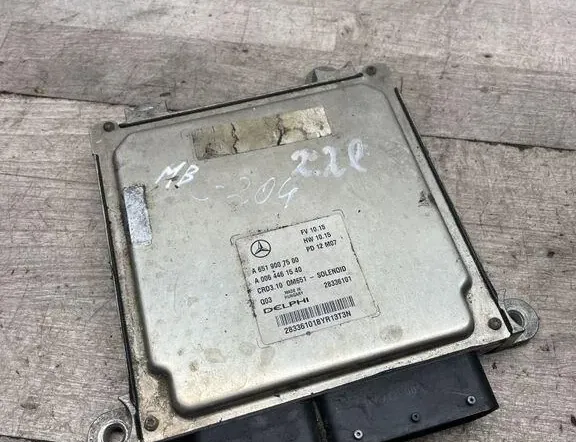 MERCEDES-BENZ C-Class W204/S204/C204 (2004-2015) Moottorin ohjausyksikkö ECU A0064461540,28336101,A6519007500 34990676