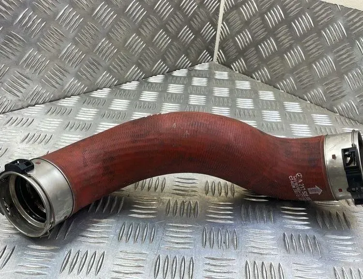 MERCEDES-BENZ E-Class W211/S211 (2002-2009) Välijäähdyttimen letku A2125280882 31828238