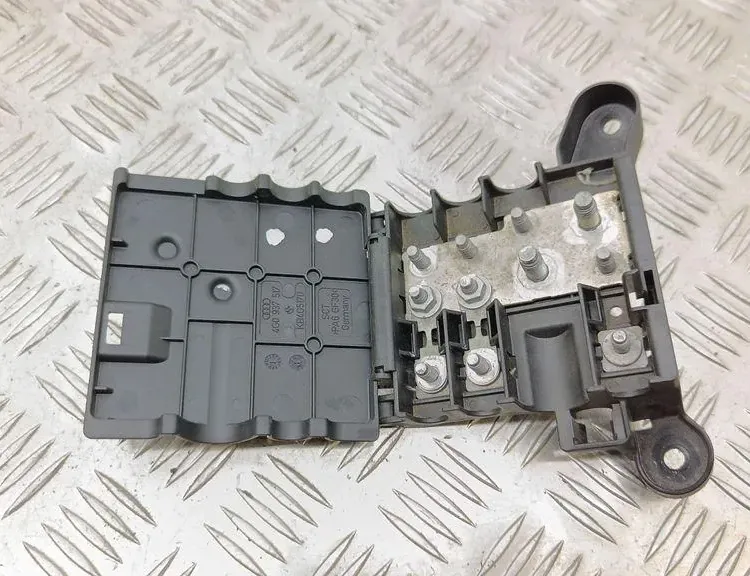 AUDI A6 C6/4F (2004-2011) Virranjakolaatikko KB4G5170,4G0937517 33404877