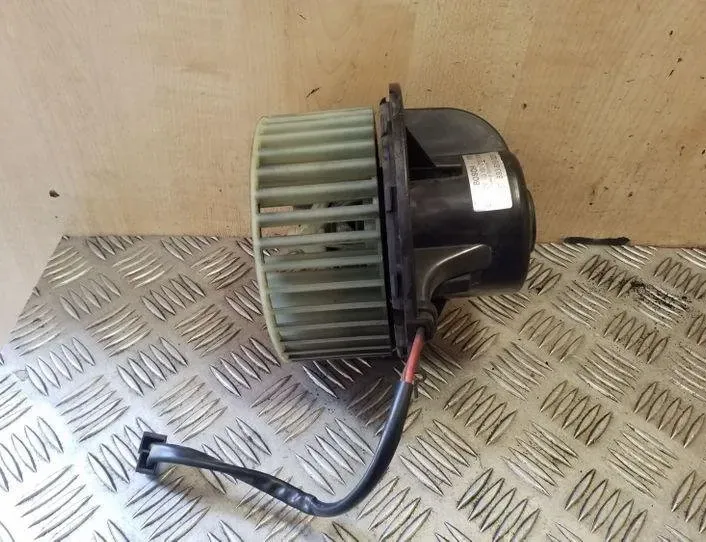 AUDI 80 B4 (1991-1996) Sisätilan lämmitin 893819021,3136612045,3137020009 26203711