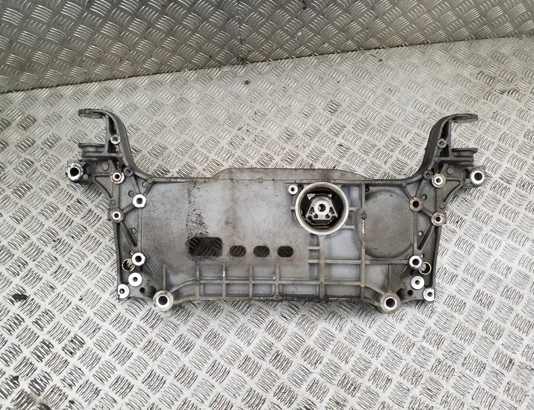 AUDI Q3 8U (2011-2020) Etujousituksen apurunko 3C0199369H 33122164