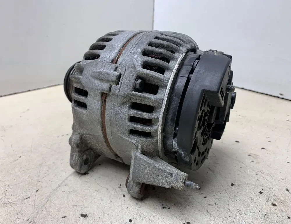 AUDI A4 B6/8E (2000-2005) Laturi 0124525091,06F903023F 34199670