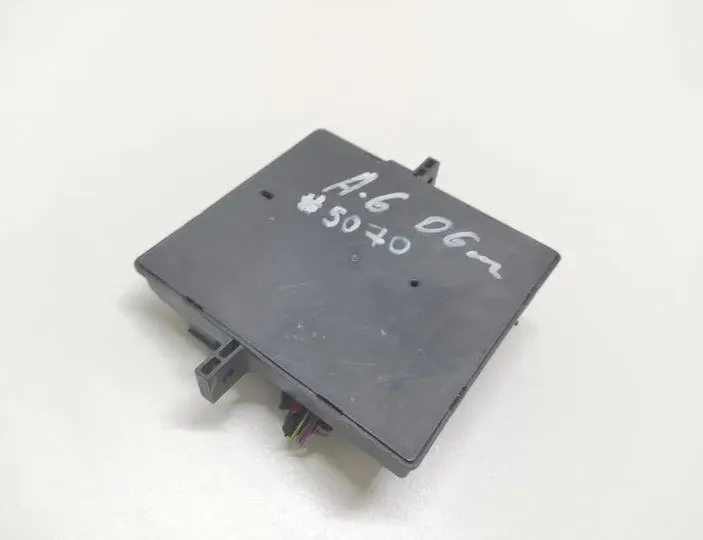 AUDI A6 C6/4F (2004-2011) Comfort-ohjausyksikkö F005V00384,4F0907279 22717543