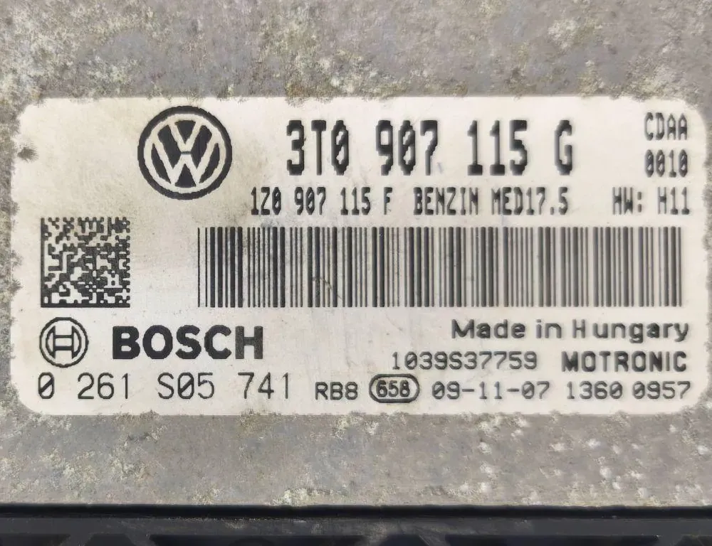 SKODA Octavia 2 generation (2004-2013) Moottorin ohjausyksikkö ECU 3T0907115G 33986749
