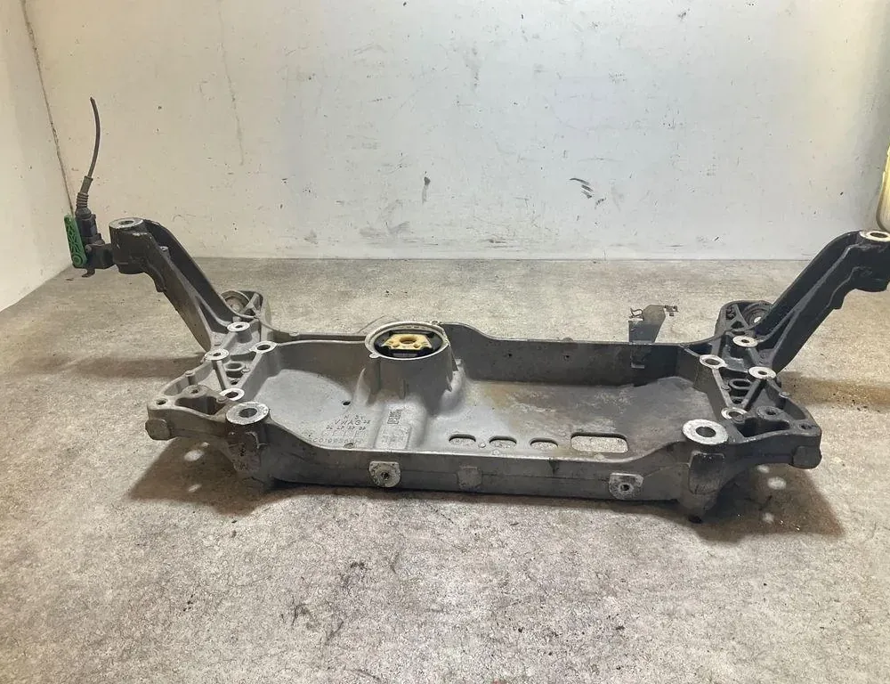 AUDI Q3 F3 (2018-2024) Etujousituksen apurunko 3C0199369H 33808467