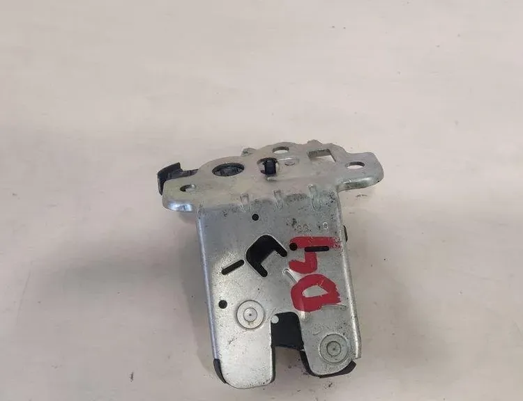 AUDI A8 D2/4D (1994-2002) Takaluukun takaluukun lukko 4H0827505 31423092