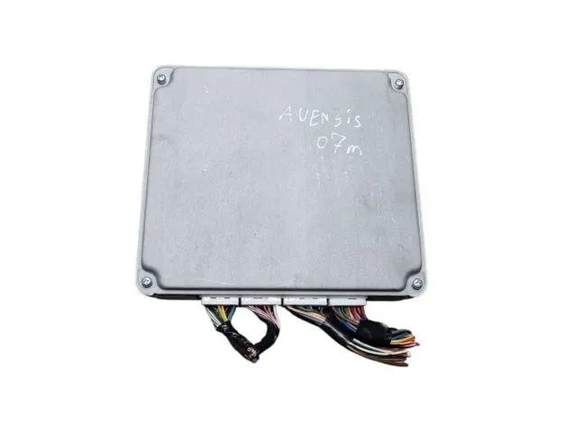 TOYOTA Avensis 2 generation (2002-2009) Moottorin ohjausyksikkö ECU MB1758009510,8966105A51 26555936