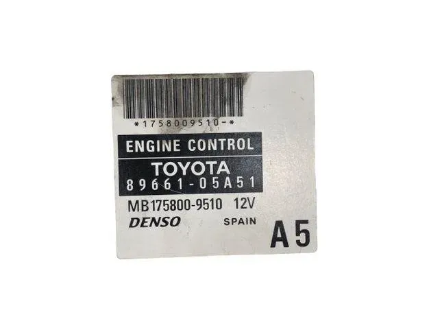 TOYOTA Avensis 2 generation (2002-2009) Moottorin ohjausyksikkö ECU MB1758009510,1758009510,8966105A51 26565880