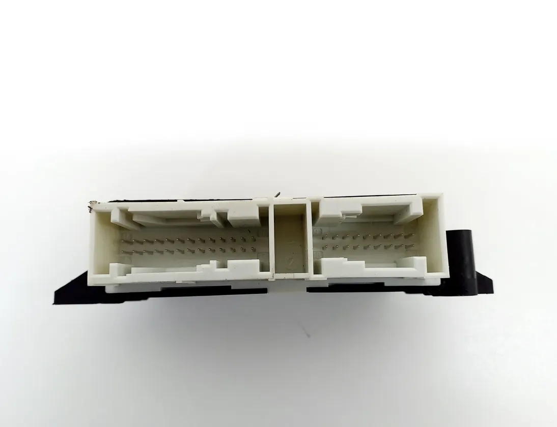 VOLKSWAGEN Golf 7 generation (2012-2024) PDC-pysäköintietäisyyden ohjausyksikkö 5QA919294G 23092521