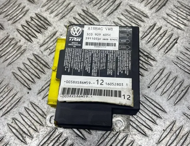 VOLKSWAGEN Passat B6 (2005-2010) SRS-ohjausyksikkö 3C0908605C,391103 29448662
