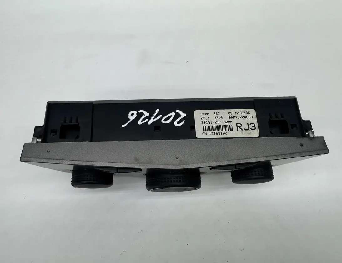 OPEL Zafira B (2005-2010) Ilmastonhallintayksikkö 13168100 34997868