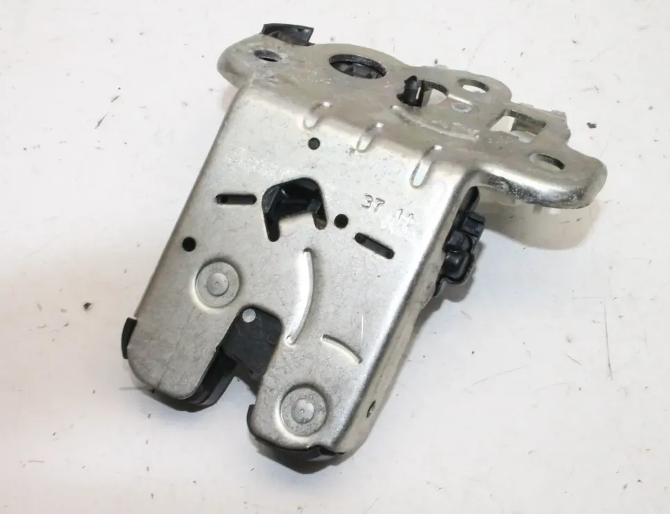 AUDI A6 C7/4G (2010-2020) Takaluukun takaluukun lukko 4H0827505 22354853