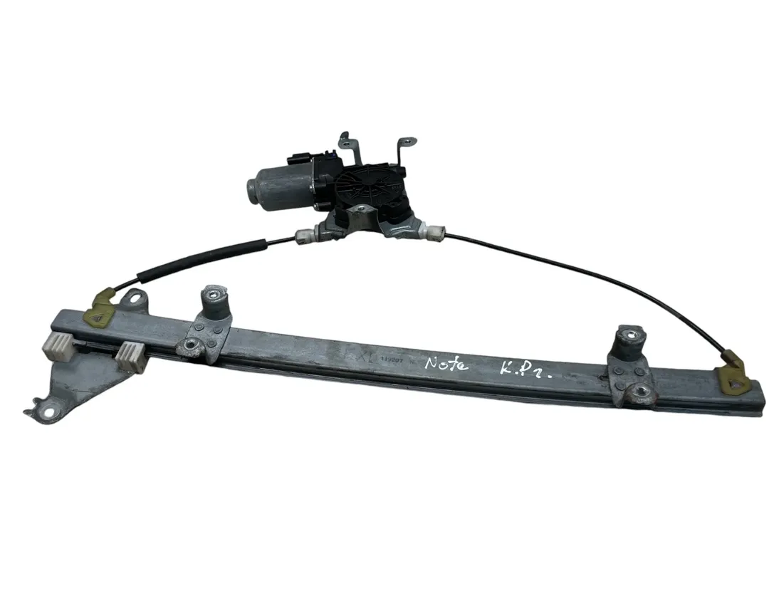 NISSAN Note 1 generation (2005-2014) Vasemman etuoven ikkunansäädin 400925B 26823557