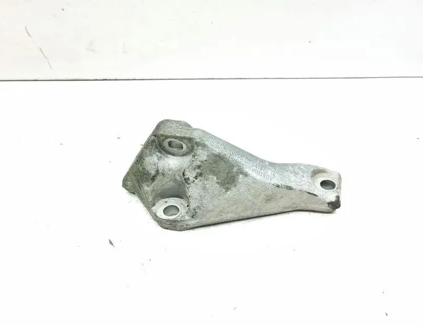 BMW 5 Series E60/E61 (2003-2010) Laturi kannatin 7804376 33634110