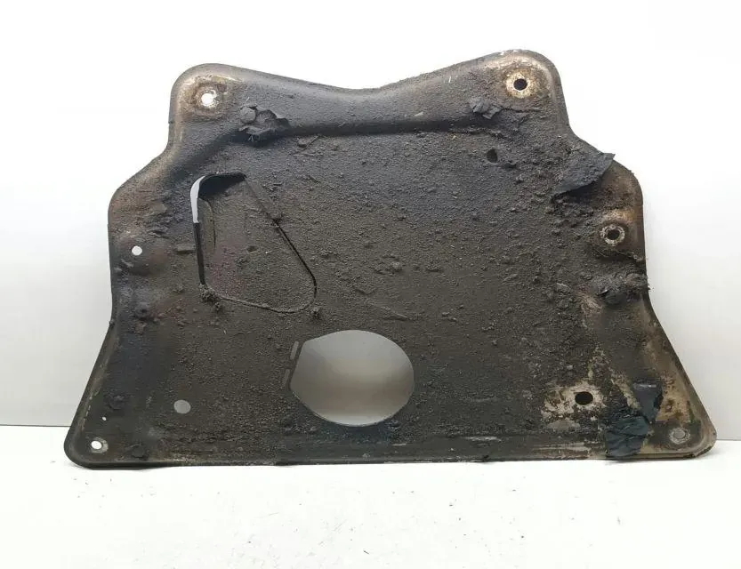 BMW X5 E70 (2006-2013) Moottorin kansi 6773000 33660107