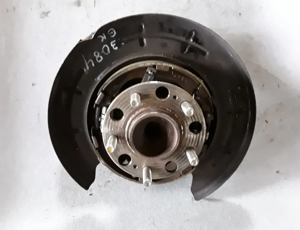 HYUNDAI Tucson 3 generation (2015-2021) Vasen takapyörän napa 52710D7000 35105125