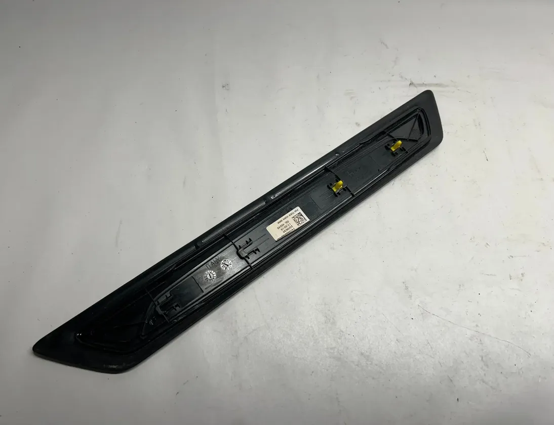 BMW 2 Series Active Tourer F45 (2014-2018) Vasen etuovipaneeli 258910,7410460 23702475