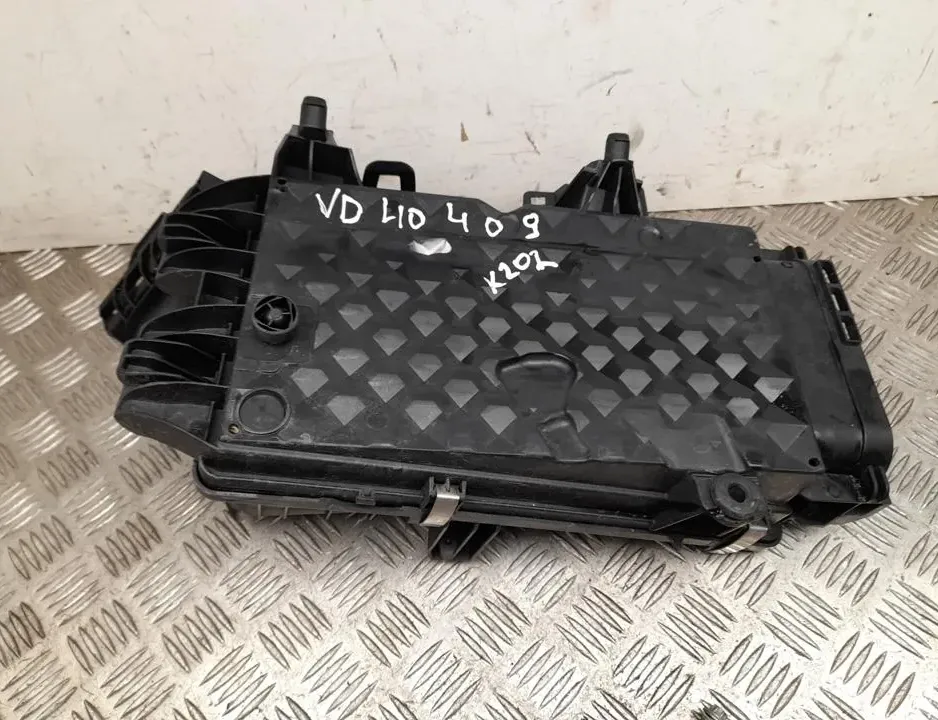 MERCEDES-BENZ C-Class W206 (2021-2023) Ilmansuodatinlaatikko A2540900400 34962771