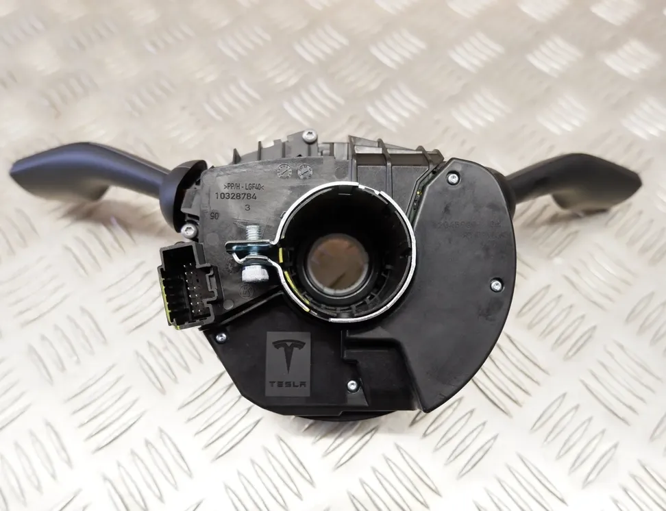 TESLA Model 3 1 generation (2017-2024) Ilmaisin Pyyhkijän vipu 1097662-00-O,12045900-00 22332579