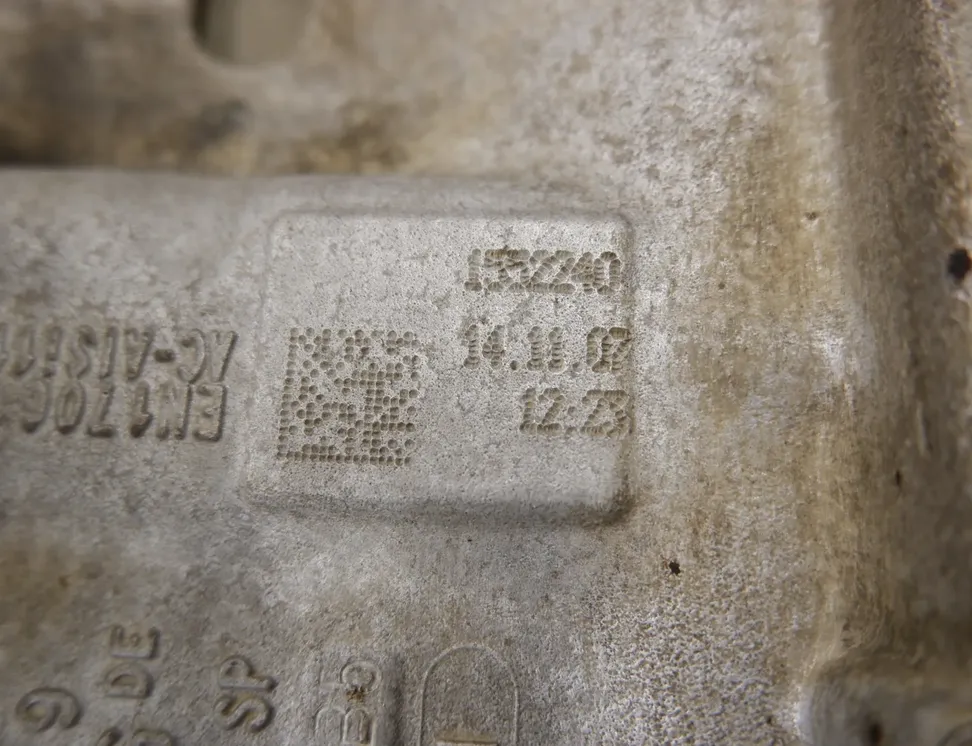 VOLKSWAGEN Tiguan 1 generation (2007-2017) Etujousituksen apurunko 3C0199369H 28313431