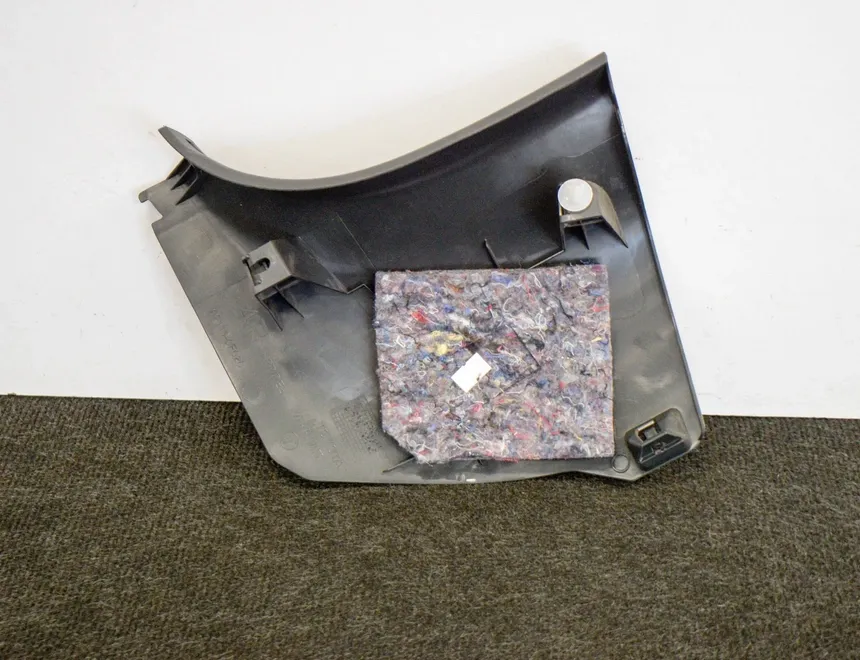 TOYOTA Verso 1 generation (2009-2015) Oikea etukynnysverhoilu 62111-0F020 10809251