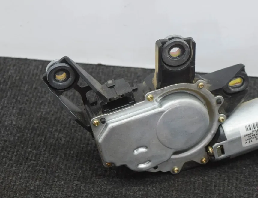 MERCEDES-BENZ Vaneo W414 (2001-2005) Takaluukun lasinpyyhkijän moottori 1688200442,404292,A1688200442 11353667