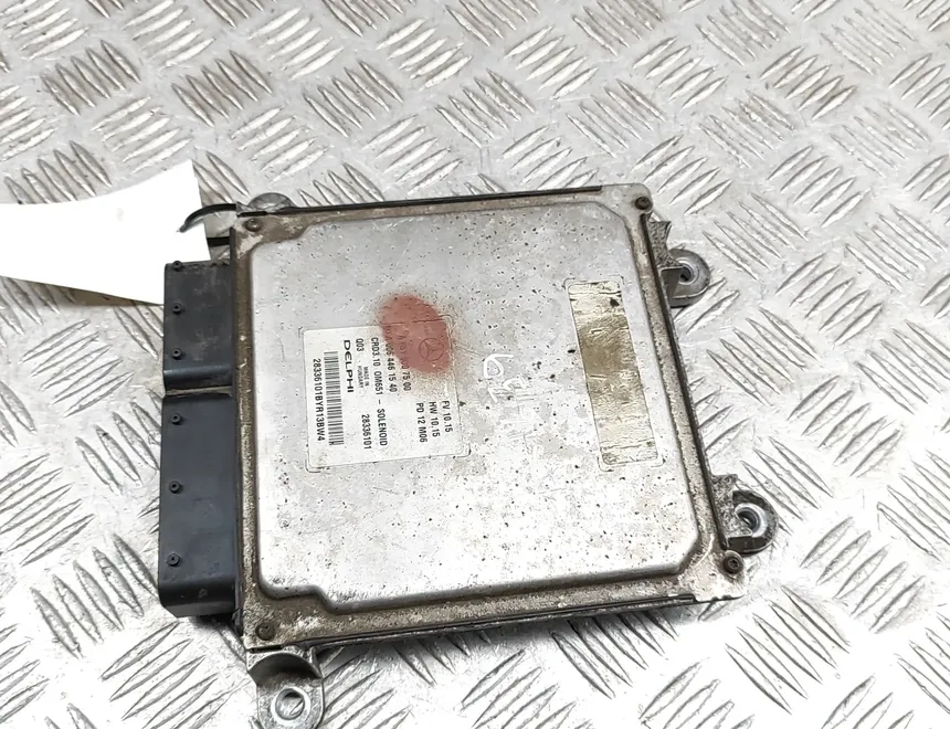 MERCEDES-BENZ C-Class W204/S204/C204 (2004-2015) Moottorin ohjausyksikkö ECU A0064461540,28336101,A6519007500 29399431