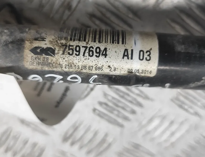 BMW 3 Series F30/F31 (2011-2020) Oikea etuvetoakseli 7597694 32063546