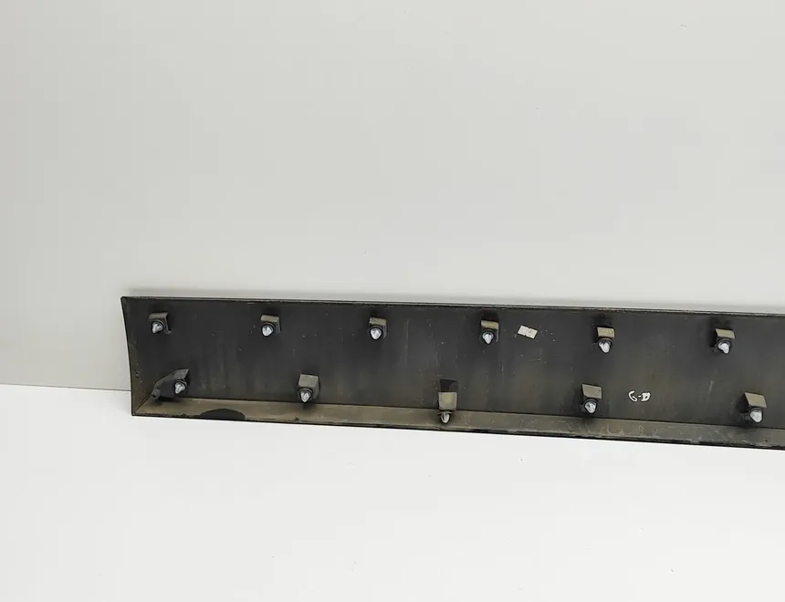 OPEL Vivaro B (2014-2019) Oikean takaoven alalista 93453580,93453646,93867911,93867928 33006187