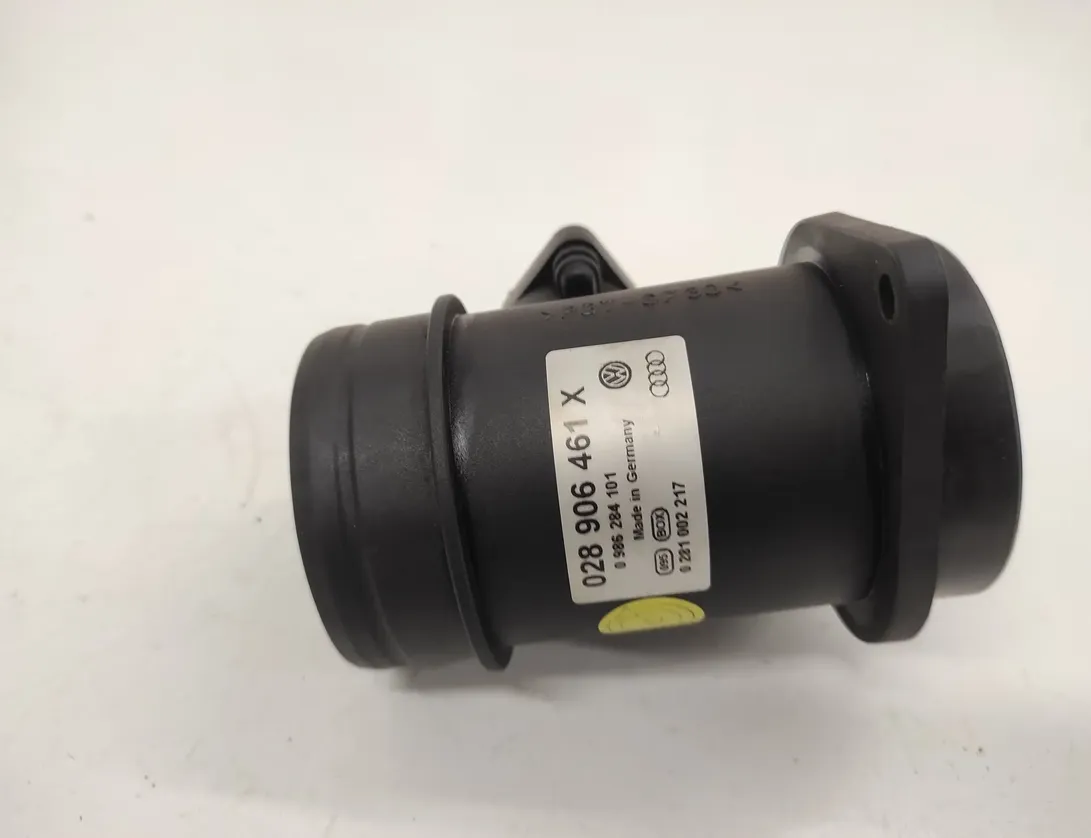 VOLKSWAGEN Passat B5 (1996-2005) Ilmamassan massaanturi MAF 0986284101,0281002217,028906461X 21904054