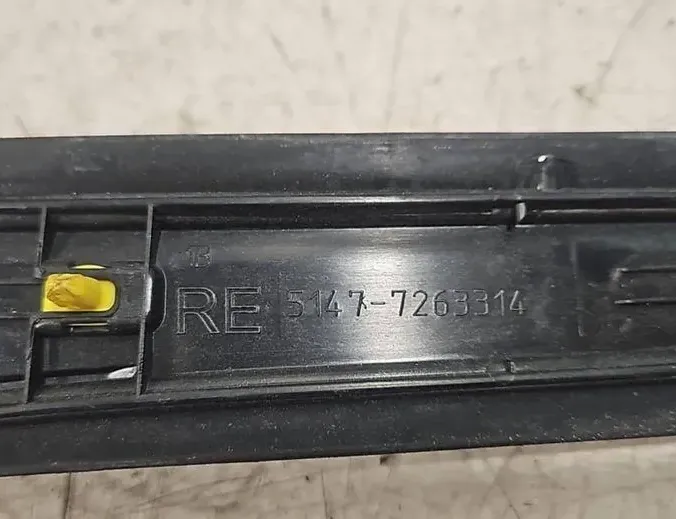 BMW 3 Series F30/F31 (2011-2020) Oikea etukynnysverhoilu 25891810,5147726331402,5477263314 34767179