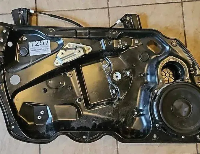 VOLKSWAGEN Passat B6 (2005-2010) Vasemman etuoven ikkunansäädin 0535267874,3c1837755f,981219107 34697095