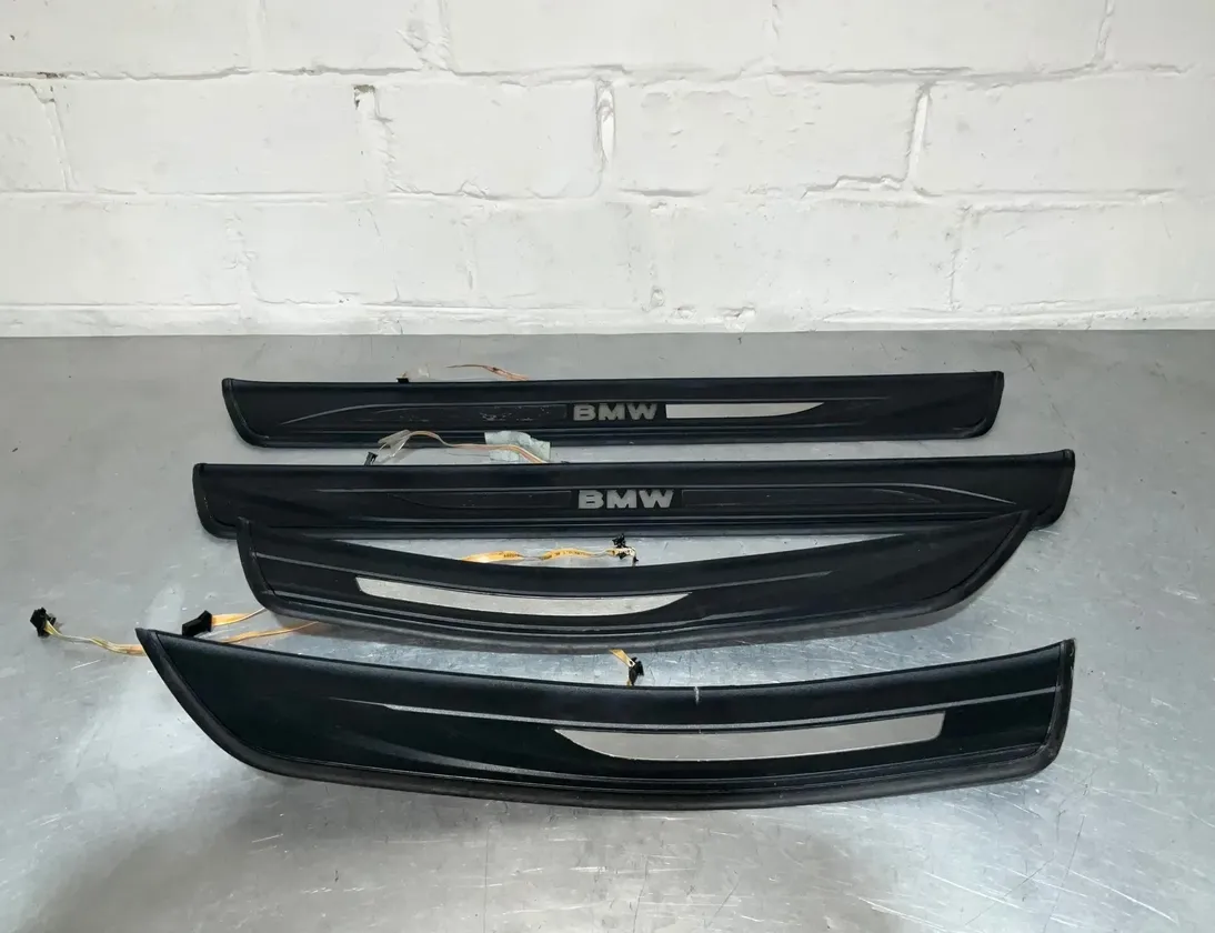 BMW 5 Series F10/F11 (2009-2017) Kynnyksen leikkaus 7203607 27912918