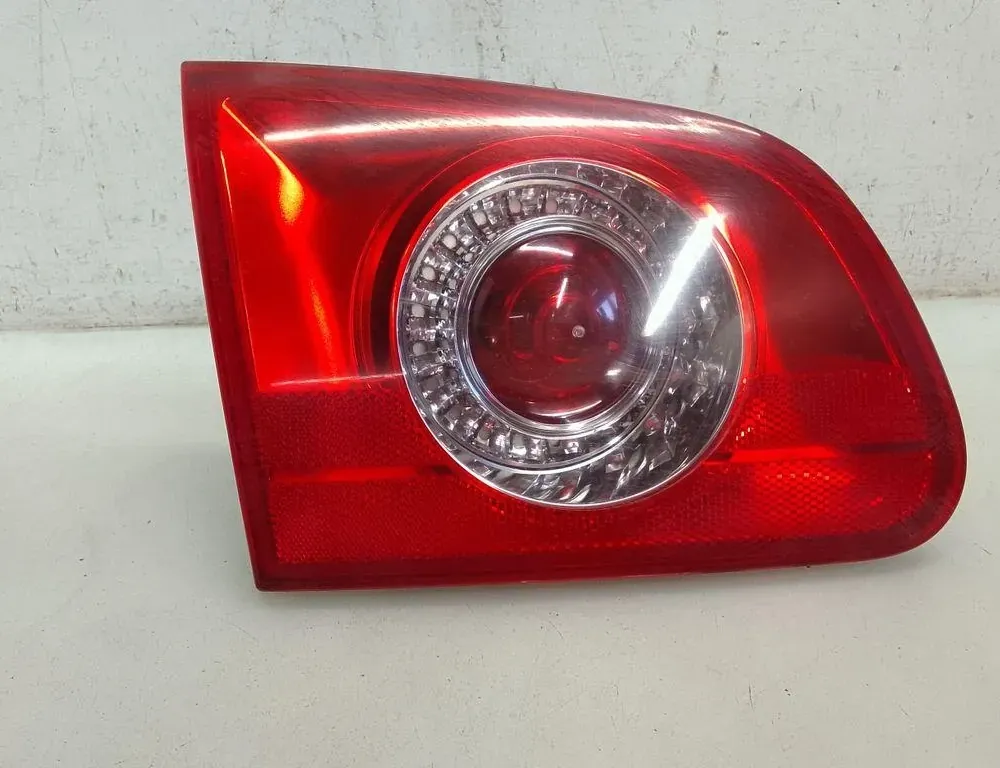 VOLKSWAGEN Passat B6 (2005-2010) Vasen takaluukun takavalo 3C9945093 35092932