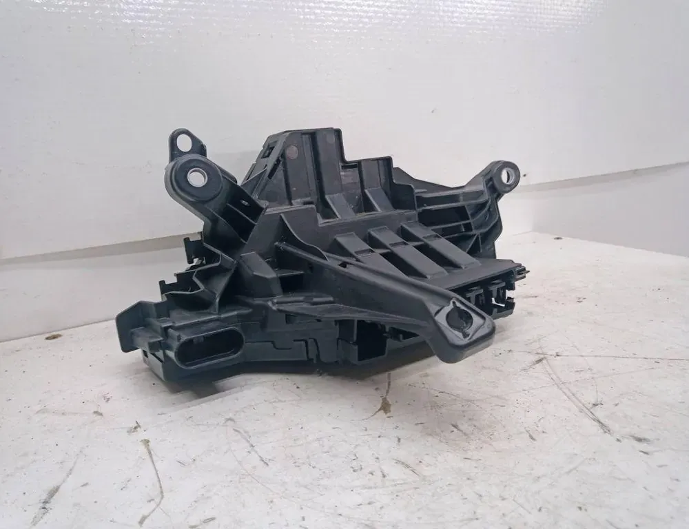 MERCEDES-BENZ GLC X253 (2015-2024) Sulakekaappi M68880,A2135404478,190719 35699598