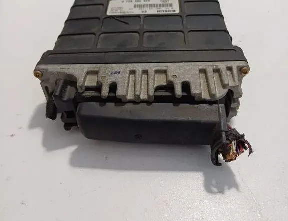 FORD Galaxy 1 generation (1995-2006) Moottorin ohjausyksikkö ECU 18S02799,0281001251,028906021P,28SA2019 34891150