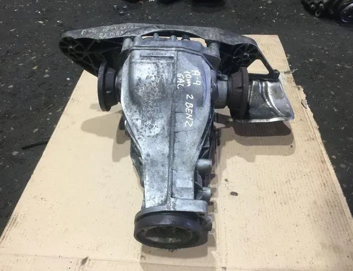 AUDI A4 B8/8K (2011-2016) Taka tasauspyörästö 0AR525083 20219519