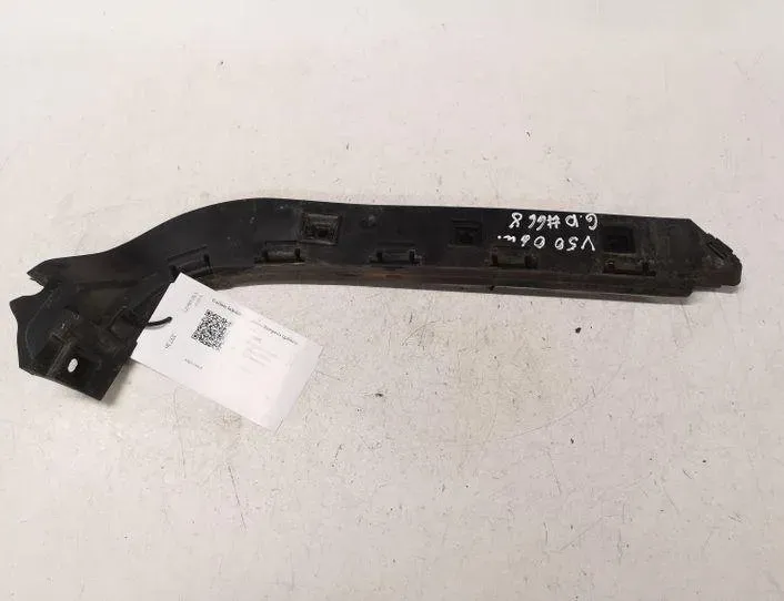VOLVO V50 1 generation (2003-2012) Oikean takapuskurin kiinnike BP8BA,30698695 27054491