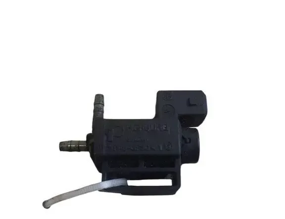 VOLVO V70 3 generation (2007-2020) Solenoidiventtiili 31339879 33722863