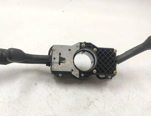 AUDI A4 B5/8D (1994-2001) Ilmaisin Pyyhkijän vipu 4D0953513B,4D0953513 31490068
