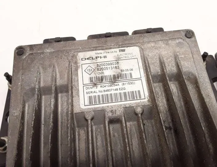 RENAULT Megane 2 generation (2002-2012) Moottorin ECU-sarja 8200513163,8200125077,8200399038 20754481