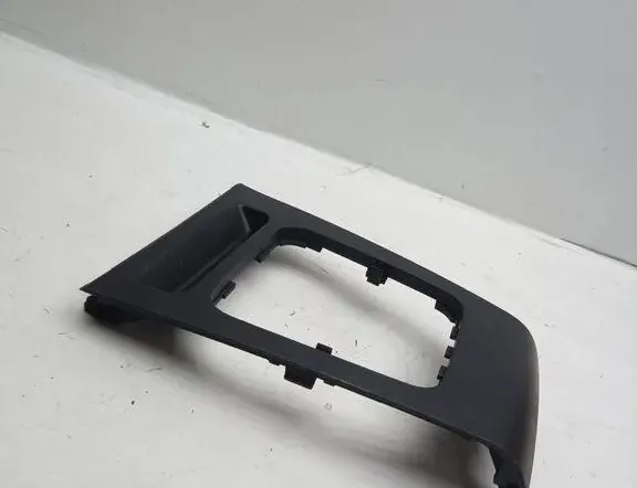 OPEL Zafira B (2005-2010) Vaihteen vaihtotaso muovinen verhoilu 13162583 34342093