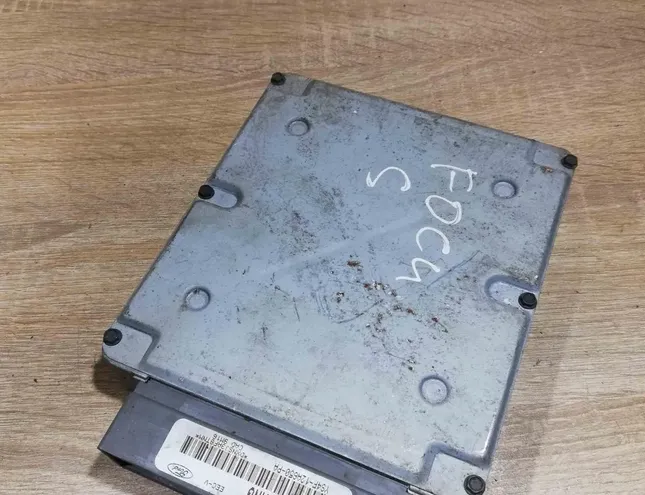 FORD Focus 1 generation (1998-2010) Moottorin ohjausyksikkö ECU YS4F12A650PA 34417284