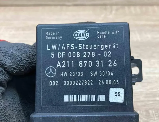 MERCEDES-BENZ E-Class W124 (1984-1997) Ajovalojen ohjausyksikkö A2118703126,5DF008278 34401478