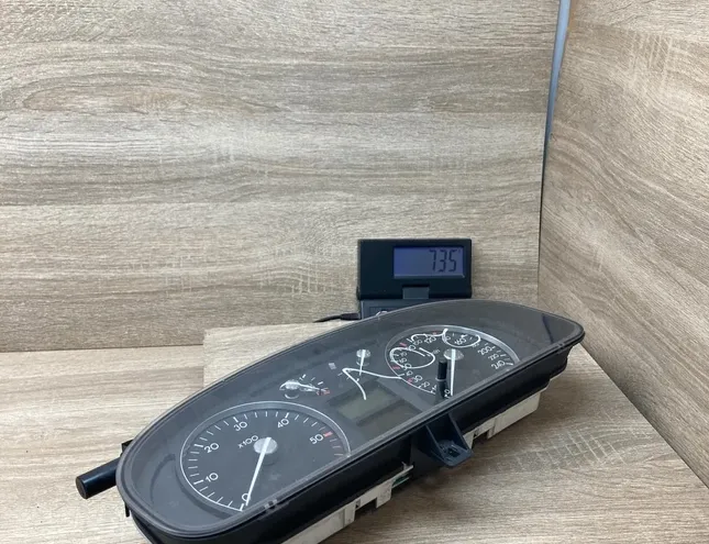 RENAULT Laguna 1 generation (1993-2001) Nopeusmittari 8200263357 34454665