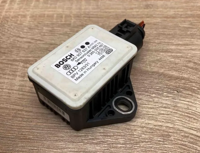 AUDI A4 B5/8D (1994-2001) ESP anturi 8K0907637A,0265005667,WithPlug 34404095