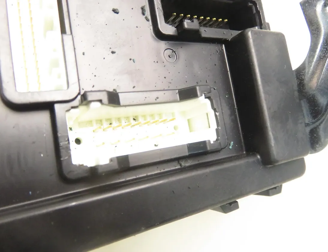 NISSAN Versa 1 generation (2006-2012) Comfort-ohjausyksikkö 284B1EL01A 30471693
