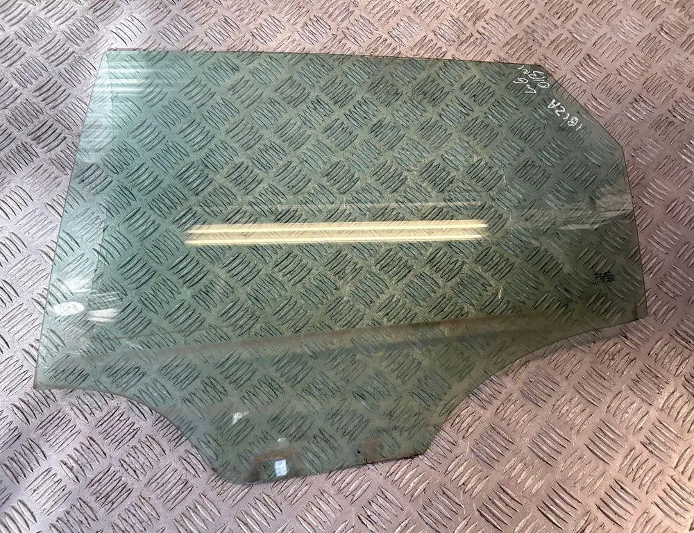 SEAT Ibiza 4 generation (2008-2017) Vasen takaoven lasi DOT211M89AS2,43R000015 34103178