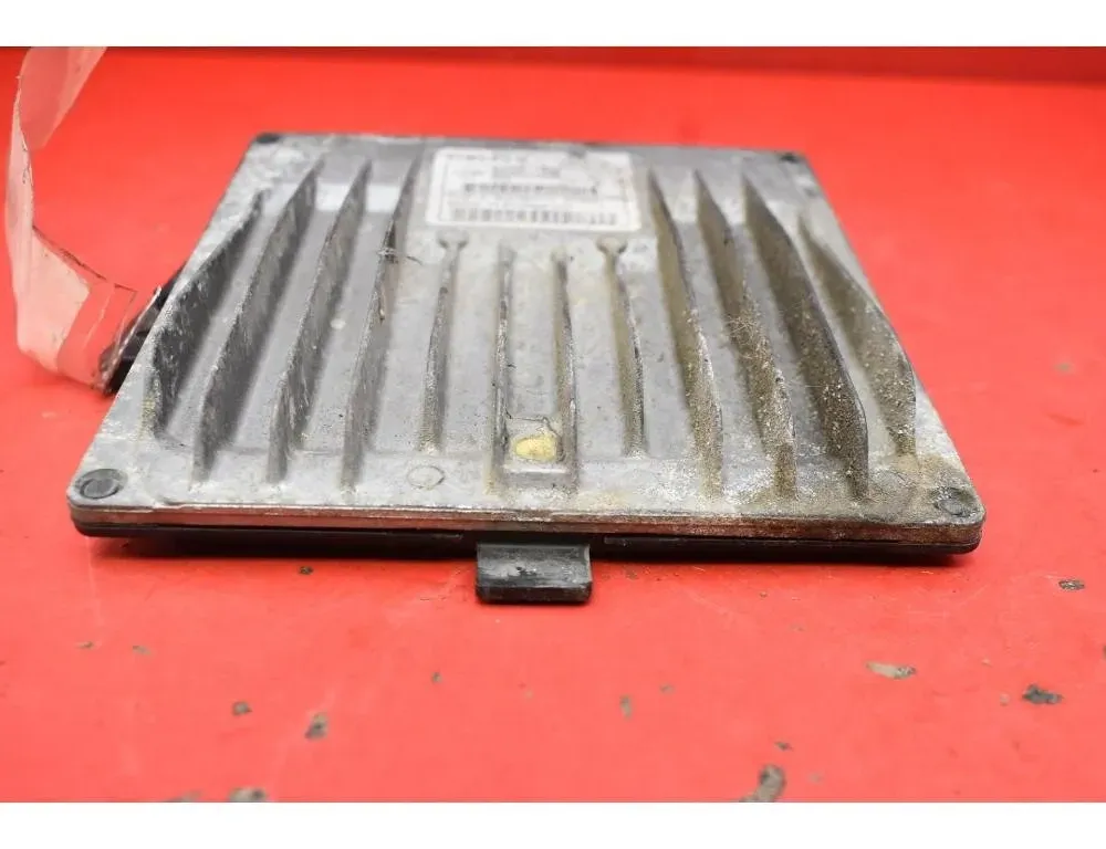 RENAULT Clio 5 generation (2019-2023) Moottorin ohjausyksikkö ECU 8200911560 30443637