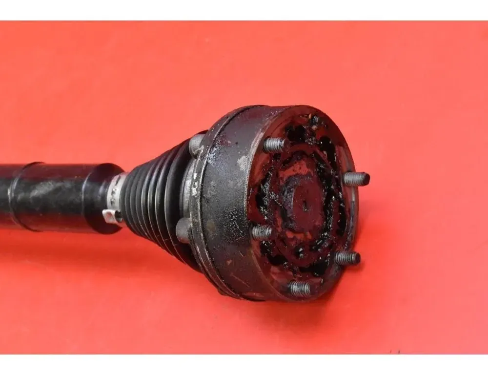 SEAT Leon 3 generation (2012-2020) Taka oikea vetoakseli 5Q0407272B 32272133